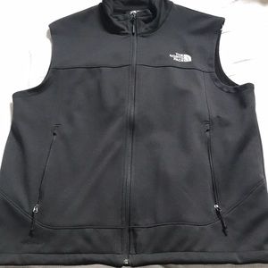 The North Face men’s vest